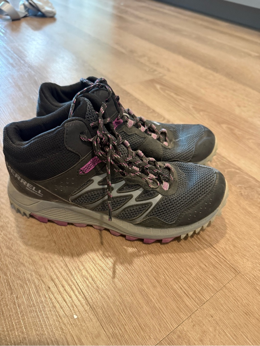 Merrell Black Hiking Lace-Up Boots with Purple Accents